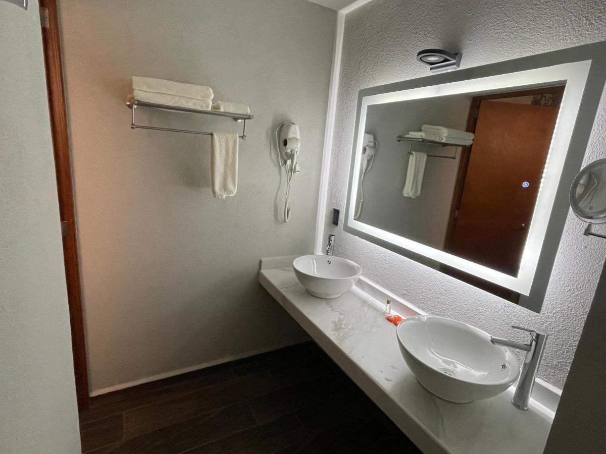 Hotel Casa Maria Tamasopo Eksteriør bilde
